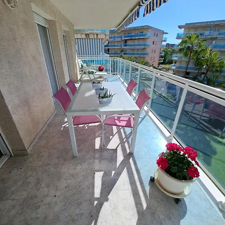 Village Park 아파트 *